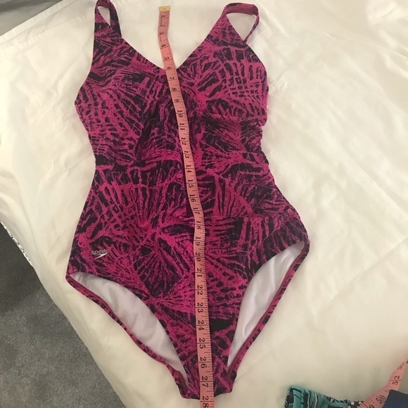 Speedo Women’s One Piece Swimsuit. Size 10 - Picture 10 of 11
